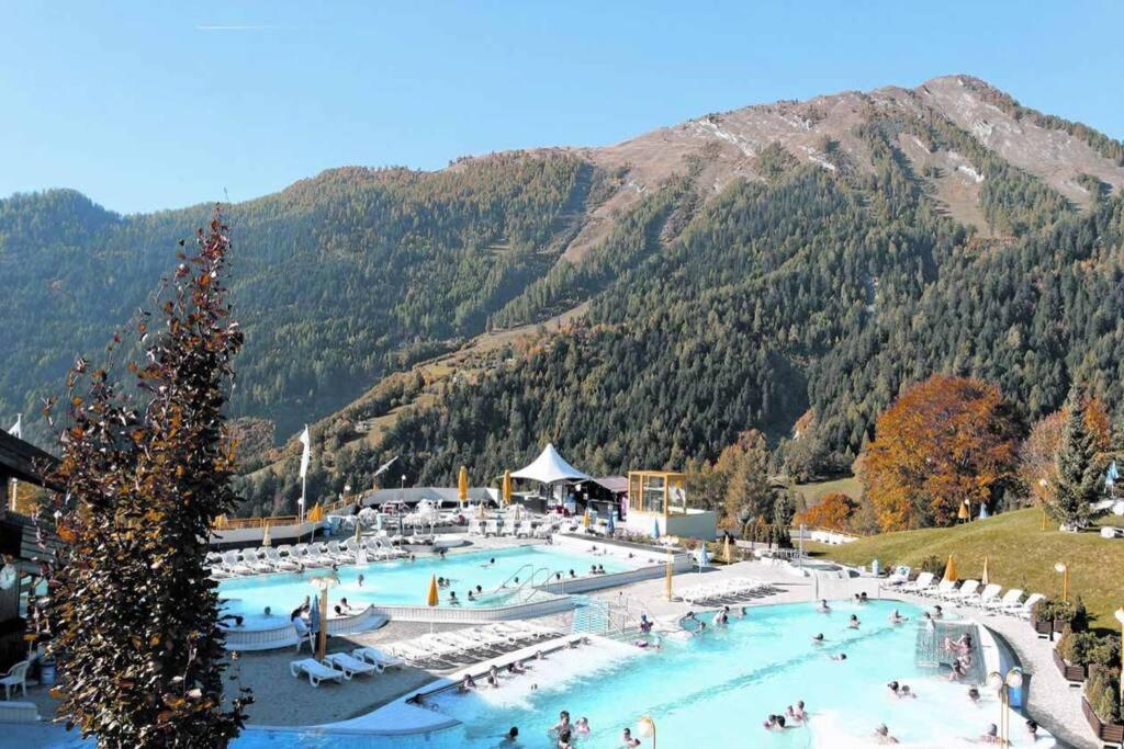 Charmant Studio Renove Situe Dans Les Bains D'Ovronnaz, Immeuble Les Sources 外观 照片