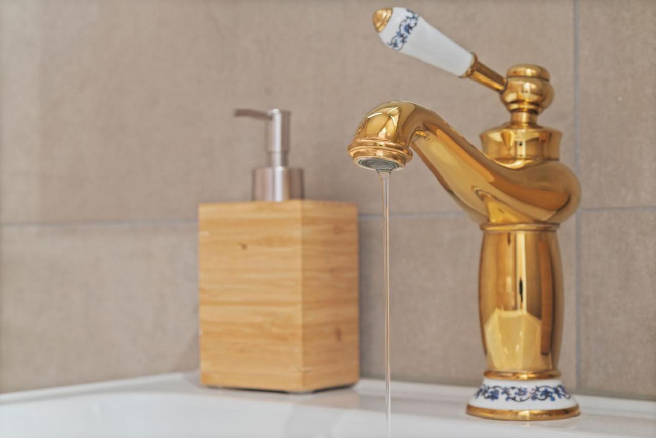 Charmant Studio Renove Situe Dans Les Bains D'Ovronnaz, Immeuble Les Sources 外观 照片